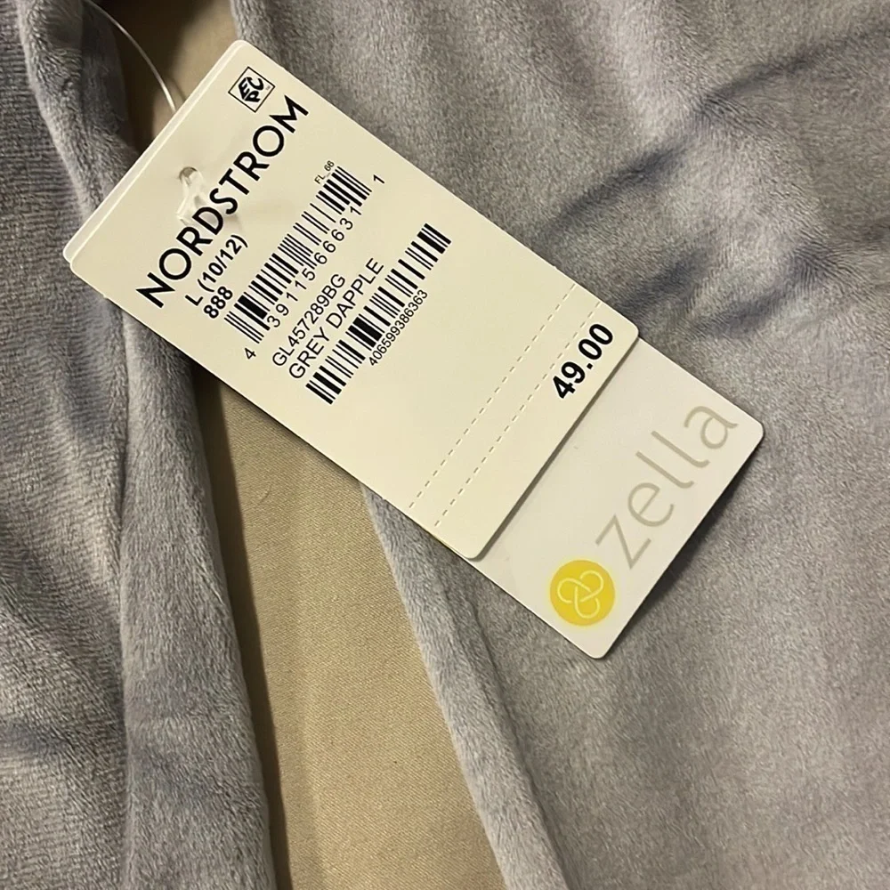 ZELLA girl zip up hoodie size L
